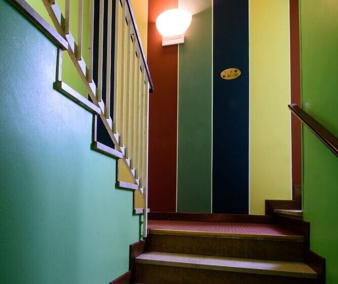 ホテル Colors Hostel