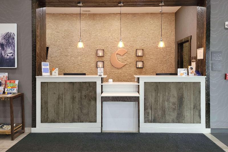 酒店 Comfort Inn & Suites