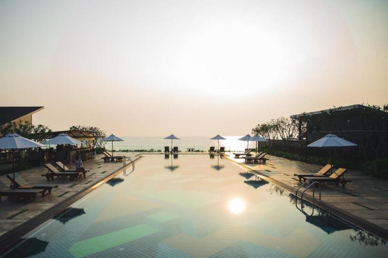 هتل Coral Tree Villa Hua Hin