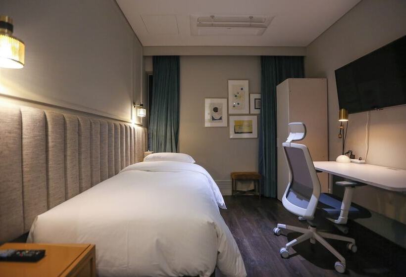 Отель Crescendo Seoul