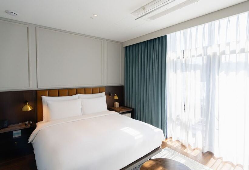 Отель Crescendo Seoul