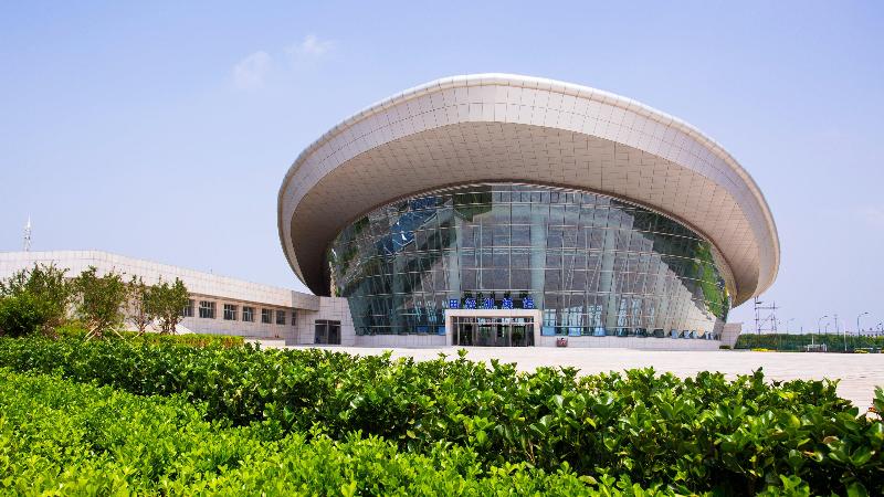 בית מלון כפרי Crowne Plaza Dalian Sports Center, An Ihg