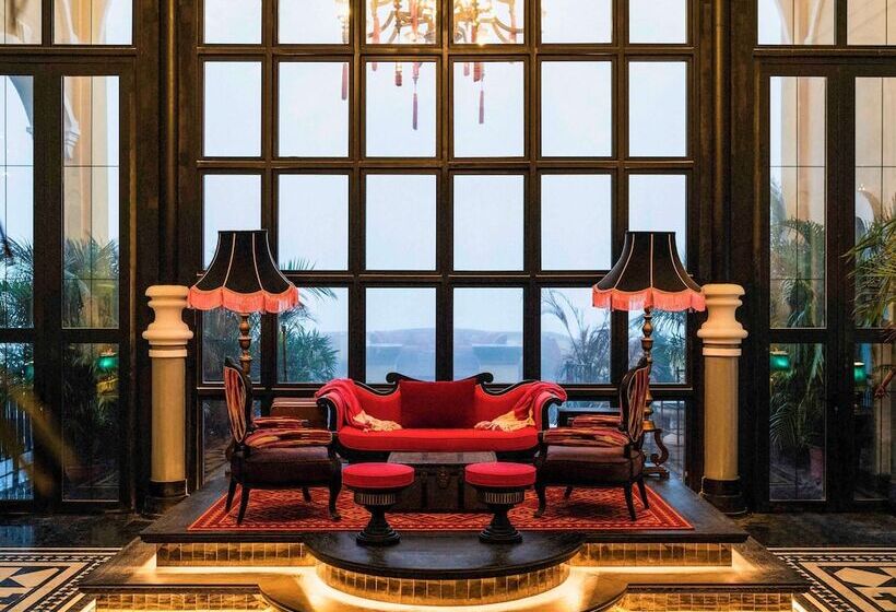 هتل De La Coupole Mgallery