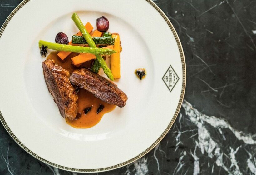 هتل De La Coupole Mgallery