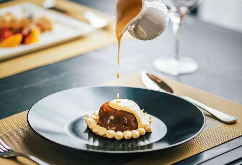 هتل De La Coupole Mgallery