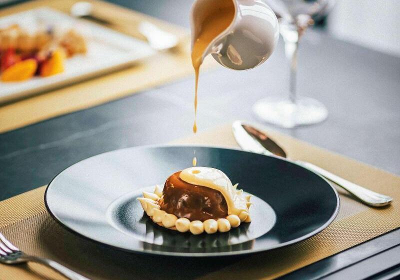 هتل De La Coupole Mgallery