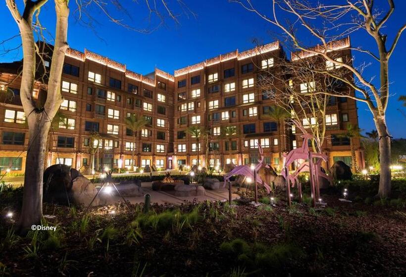 هتل Disney Explorers Lodge