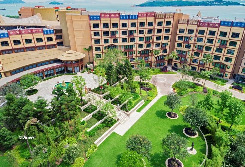 هتل Disney Explorers Lodge