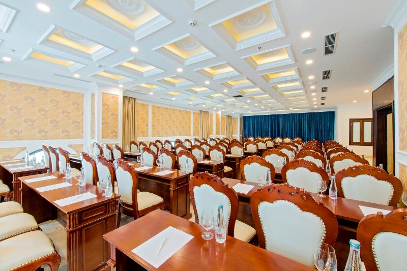 Eden Ocean View Hotel Da Nang