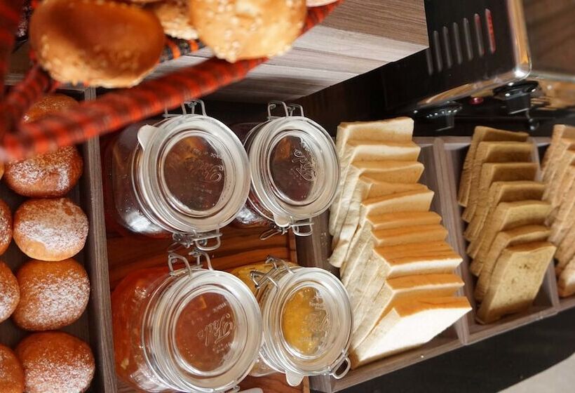 בית מלון כפרי Fairfield By Marriott Belitung