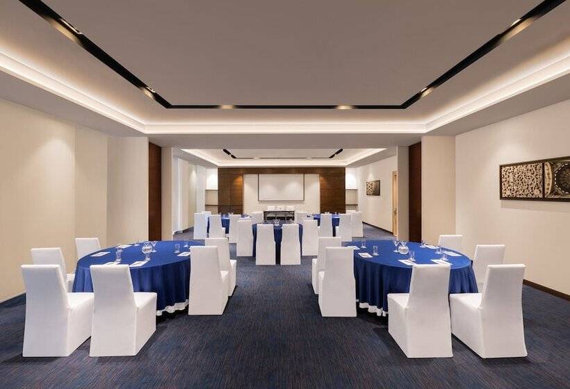 هتل Fairfield By Marriott Sriperumbudur