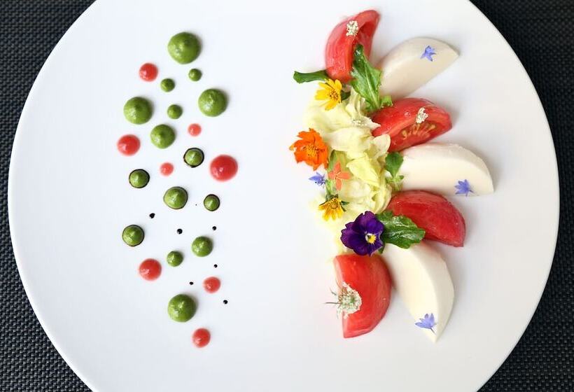 Отель Fairfield By Marriott Sriperumbudur