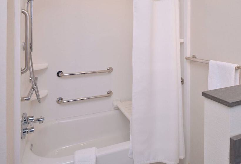 فندق Fairfield Inn & Suites By Marriott Columbus Grove City