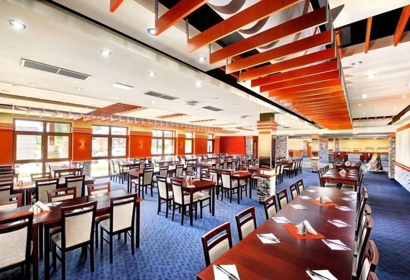 Отель Galeria Thermal Bešeňová