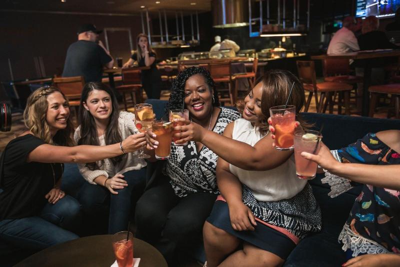 فندق Gaylord Rockies Resort & Convention Center