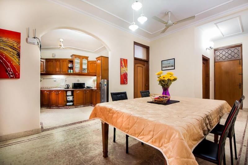 ホテル Golf View Residency