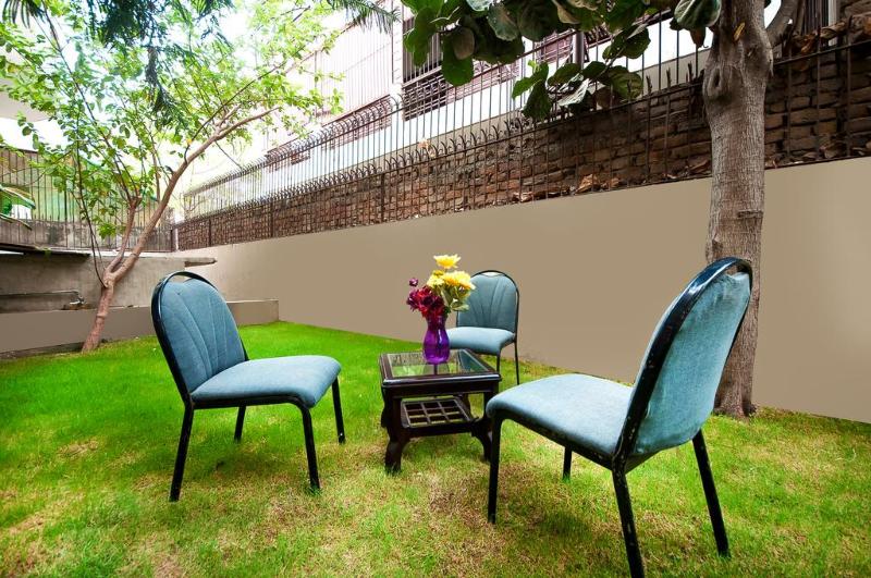 ホテル Golf View Residency