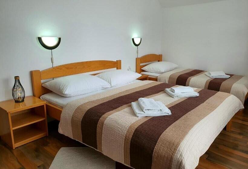 فندق Guesthouse Kovačević