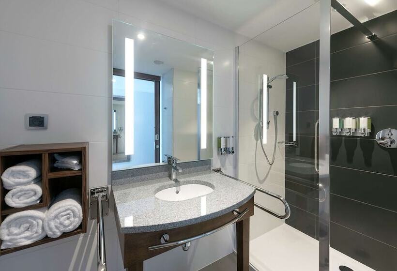 호텔 Hampton By Hilton Poznan Old Town