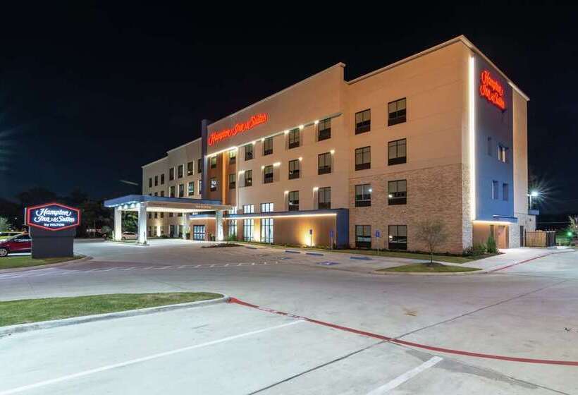 هتل Hampton Inn & Suites Dallas East