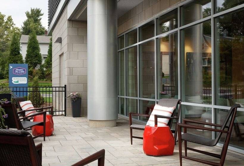 فندق Hampton Inn & Suites Teaneck Glenpointe