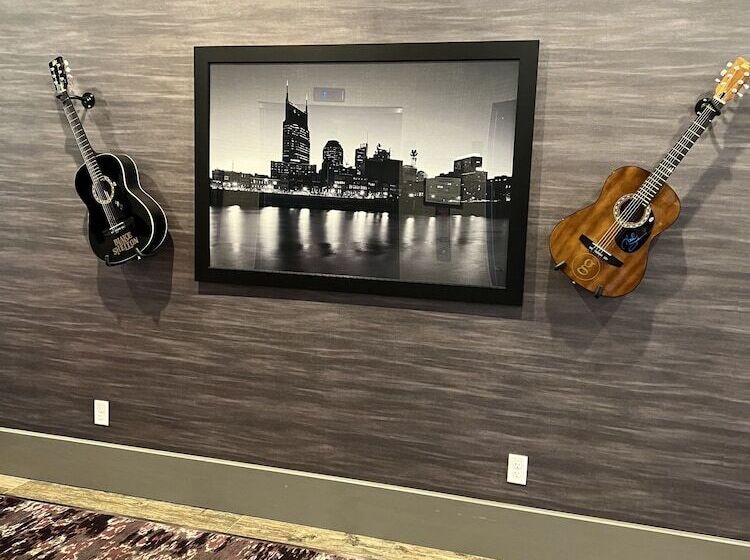 בית מלון כפרי Hilton Garden Inn Gallatin, Tn