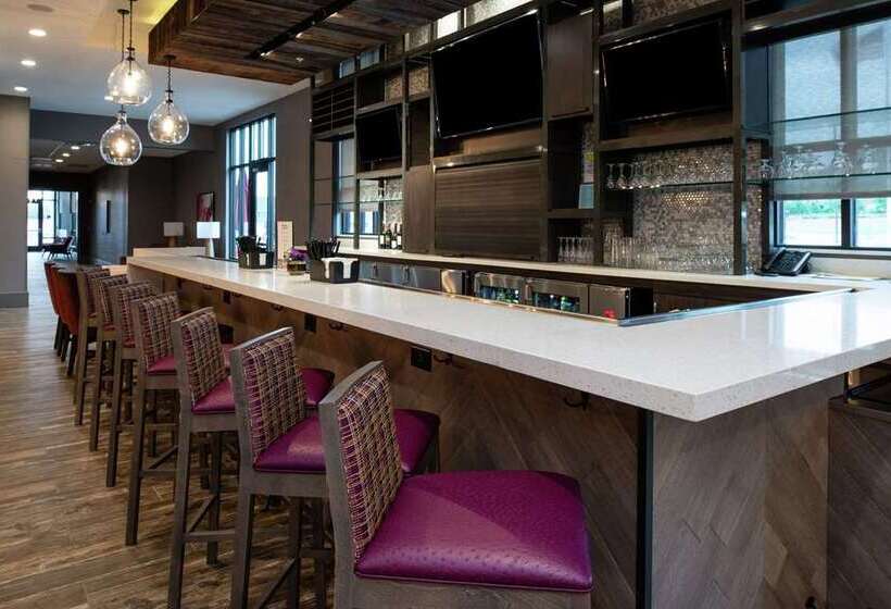 בית מלון כפרי Hilton Garden Inn Gallatin, Tn