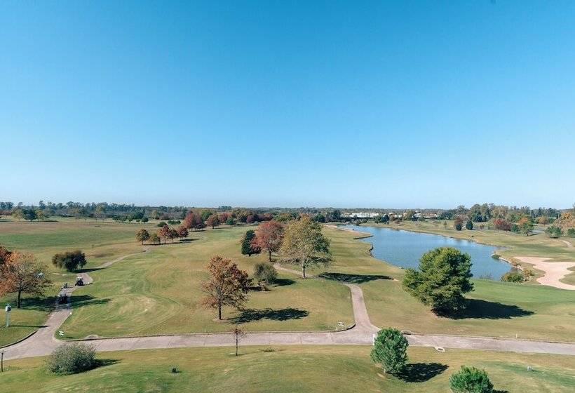 בית מלון כפרי Hilton Pilar