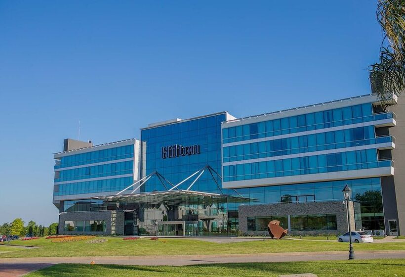 בית מלון כפרי Hilton Pilar