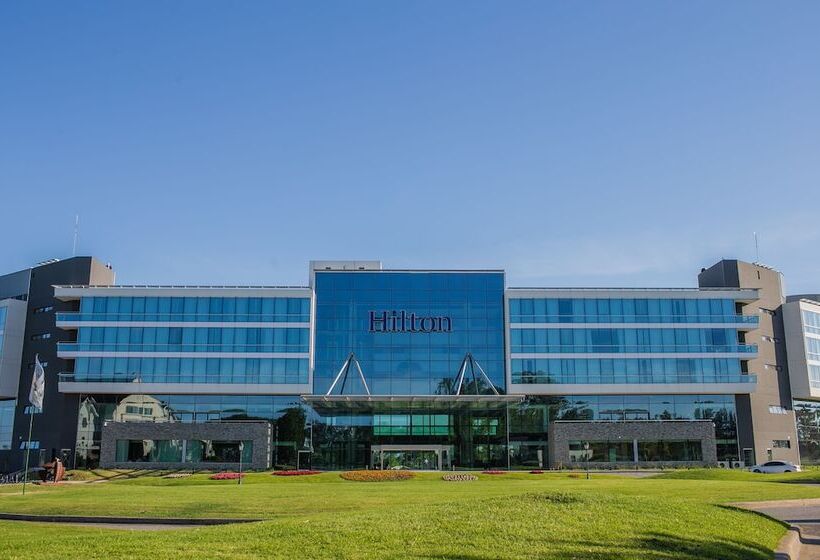 בית מלון כפרי Hilton Pilar