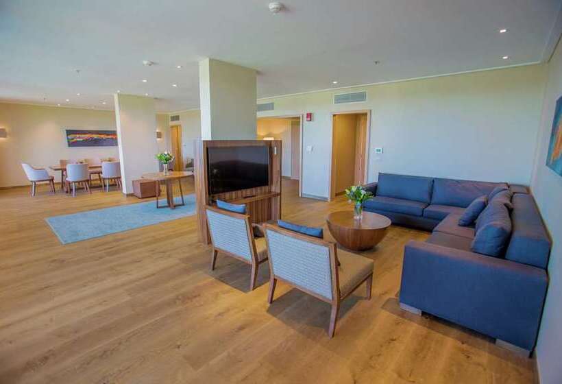 בית מלון כפרי Hilton Pilar