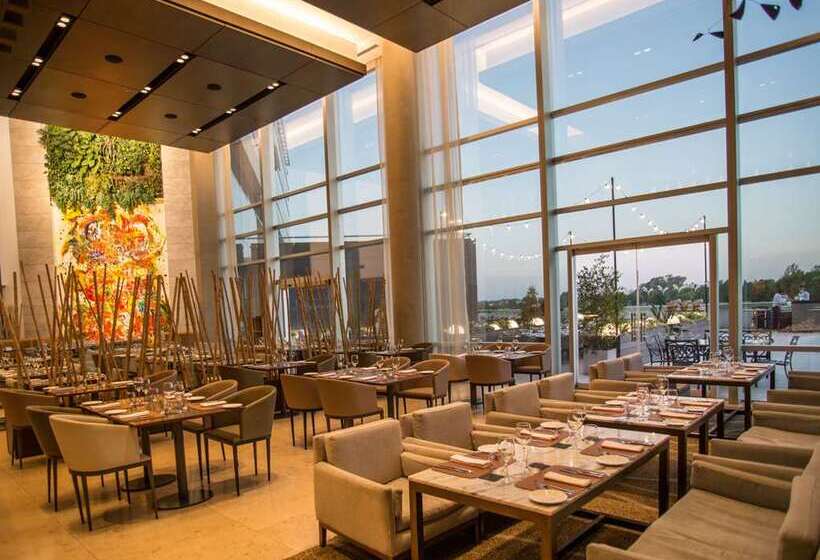 בית מלון כפרי Hilton Pilar