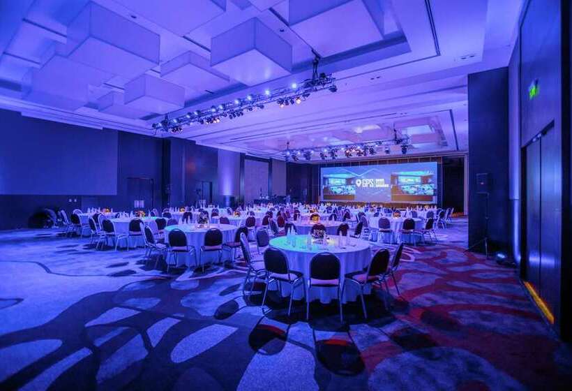 בית מלון כפרי Hilton Pilar