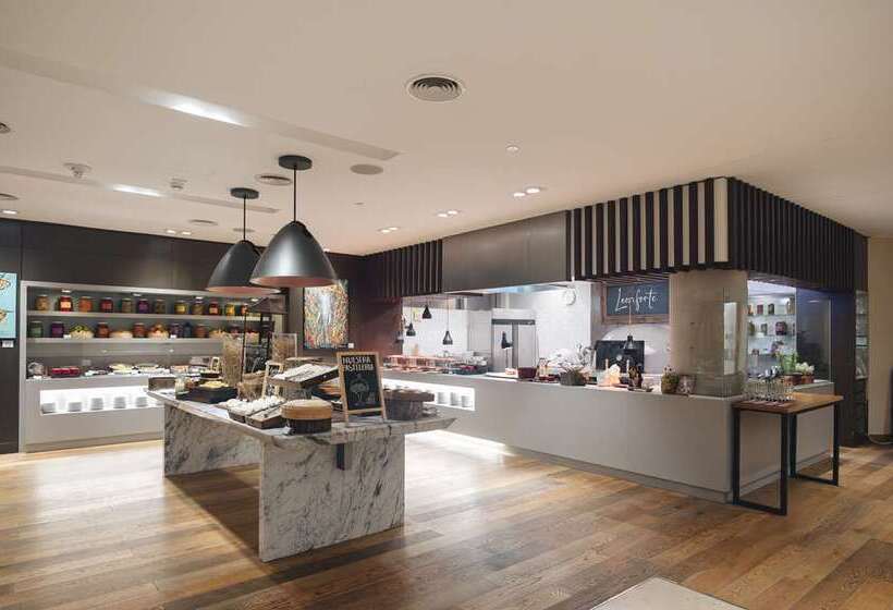 בית מלון כפרי Hilton Pilar