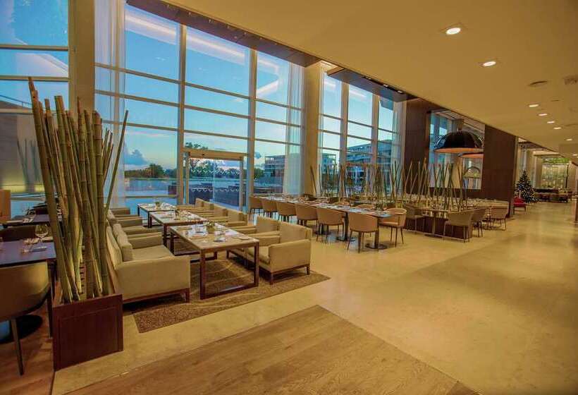 בית מלון כפרי Hilton Pilar