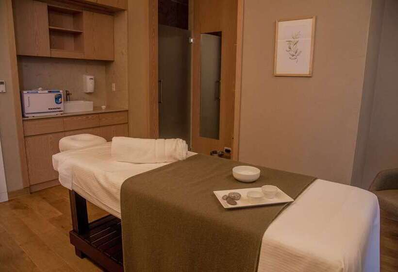 בית מלון כפרי Hilton Pilar