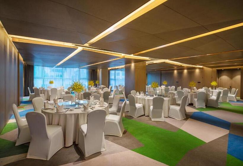 Отель Holiday Inn & Suites Langfang New Chaoyang, An Ihg