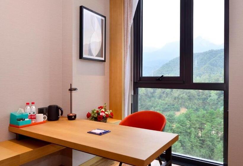 호텔 Holiday Inn Express Luanchuan, An Ihg