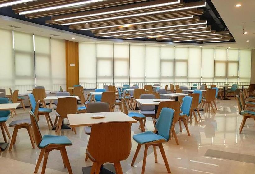 호텔 Holiday Inn Express Luoyang Xiyuan