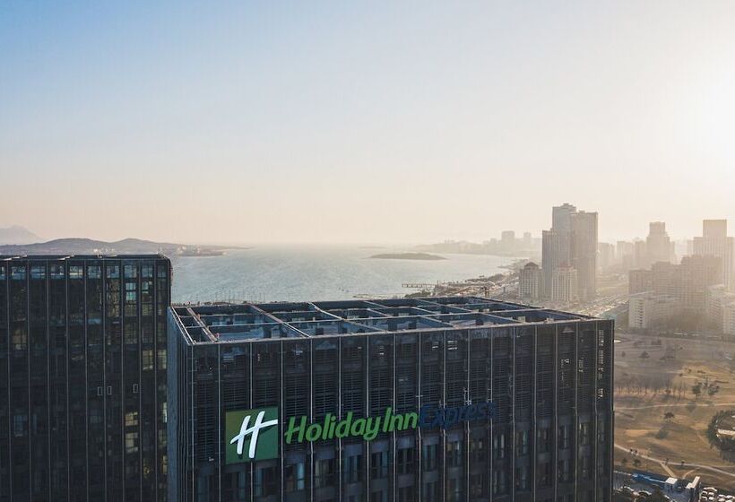 هتل Holiday Inn Express   Qingdao West Coast, An Ihg