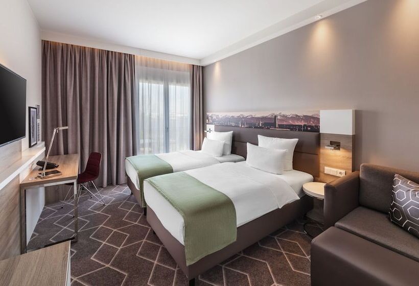 בית מלון כפרי Holiday Inn Munich   City East, An Ihg