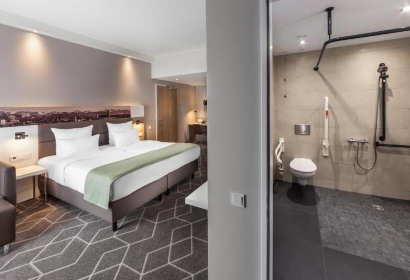 בית מלון כפרי Holiday Inn Munich   City East, An Ihg