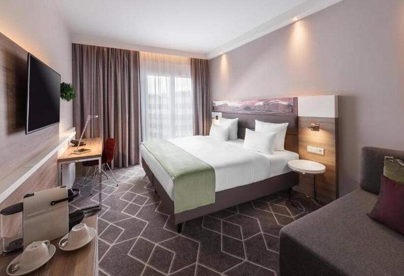 בית מלון כפרי Holiday Inn Munich   City East, An Ihg