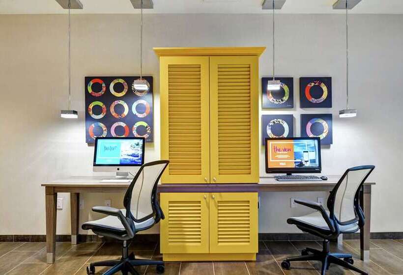 בית מלון כפרי Home2 Suites By Hilton Daytona Beach Speedway