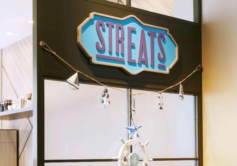 Отель Ibis Styles Tokyo Bay