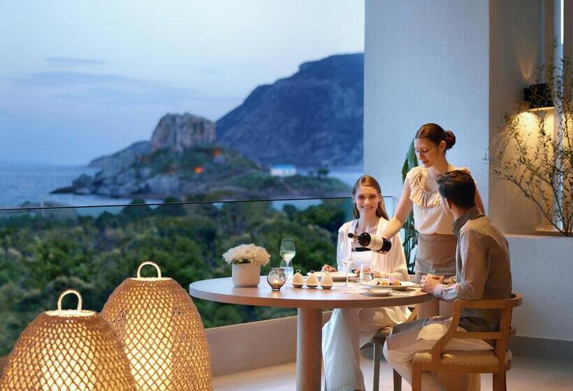 Отель Ikos Aria