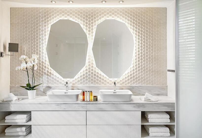 Отель Ikos Aria