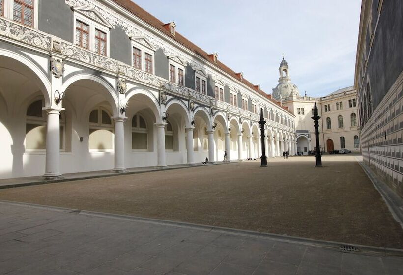 בית מלון כפרי Indigo Dresden   Wettiner Platz, An Ihg