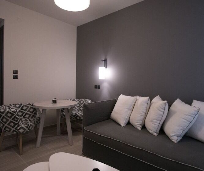 Infinity Hotel Gytheio