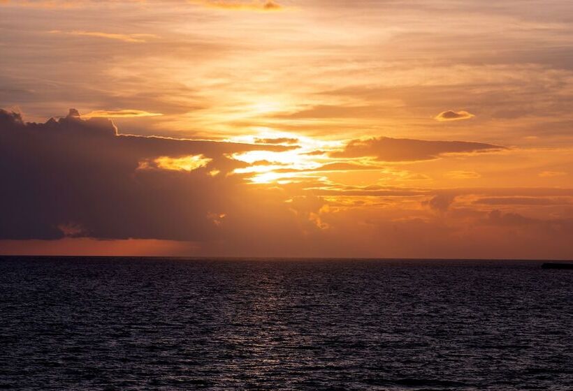 Iraph Sui, A Luxury Collection Hotel, Miyako Okinawa